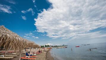 Buceo, vóleibol de playa y paseos en velero