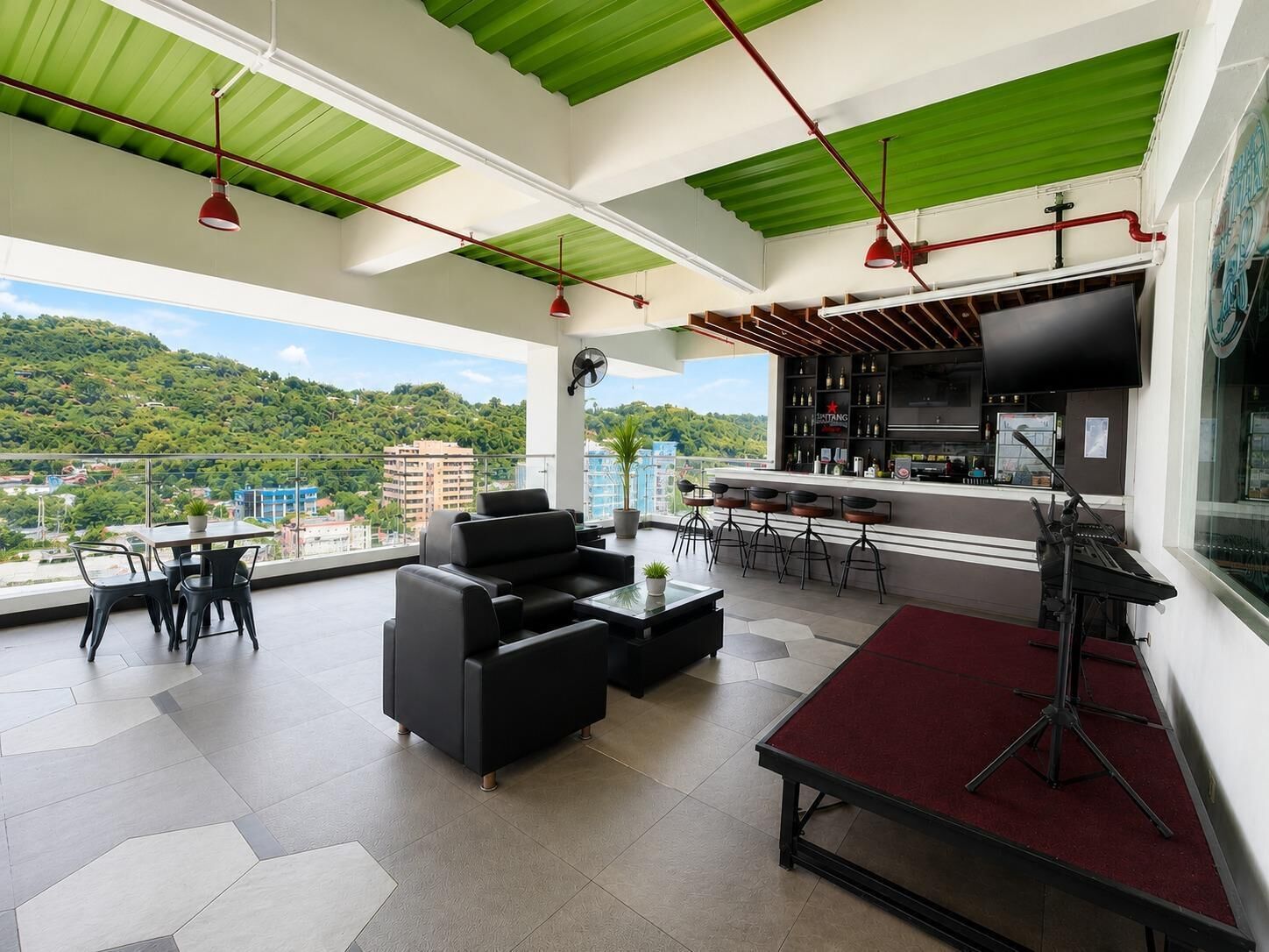 Tempat makan outdoor