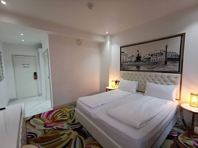 A Hotels