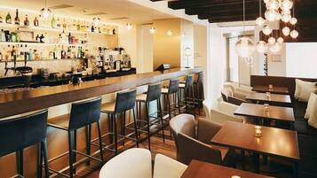 Bar (in der Unterkunft)