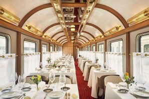 Banquet hall - Canfranc Estación, a Royal Hideaway Hotel (Canfranc)