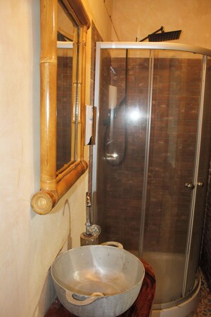 Bathroom - Hotel Rancho Argueta (San Luis Talpa)