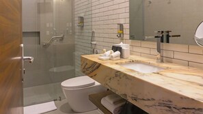 Bathroom - Hotel Otavalo (Otavalo)
