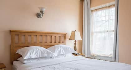 Historic Hotel Condon