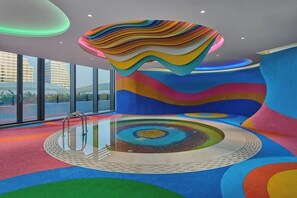 Outdoor pool - Hyatt Regency Hengqin (Zhuhai)