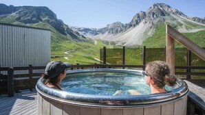 Utendørs boblebad