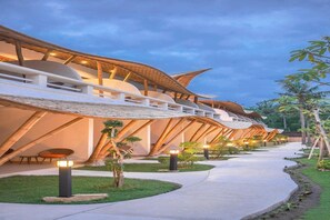 Property grounds - Pearl Sunset Resort (Gili Trawangan)