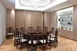 Dining - Holiday Inn Express Tianjin Binhai an IHG Hotel (Tianjin)
