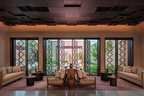 Interior - Banyan Tree Alula (Al-'Ula)