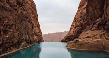 Banyan Tree Alula Hotel