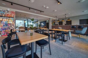 Dining - Nyce Hotel Ulm (Ulm)
