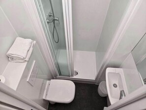 Bathroom - Hotel Premiere Classe Lyon East - Beynost (Beynost)