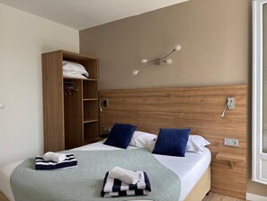 Room - Hotel Bellevue Bastia (Saint-Florent)