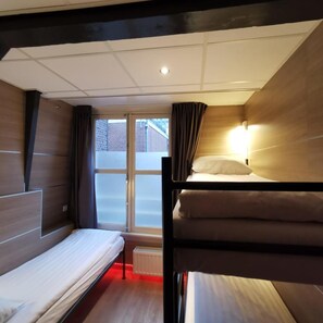 Room - Hotel Mevlana (Amsterdam)