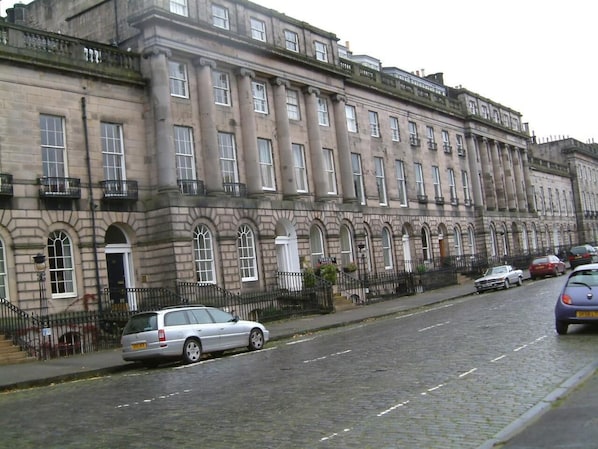Exterior - Terrace Hotel (Edinburgh)