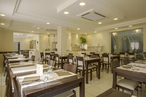 Dining - Hotel Ombretta Mare (Rimini)