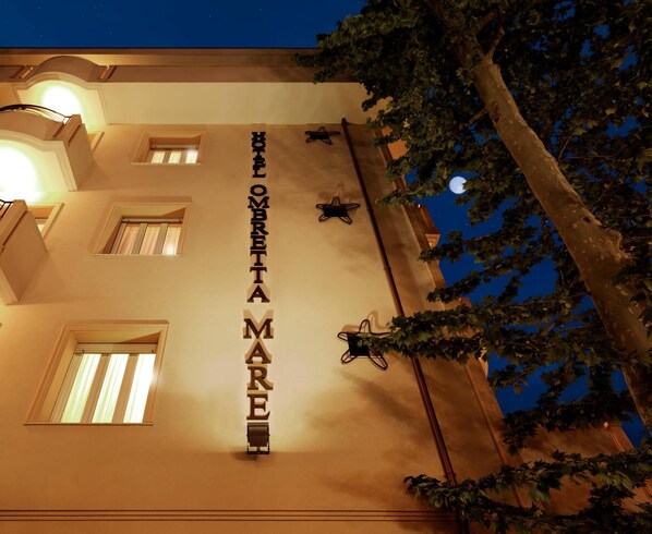 Exterior detail - Hotel Ombretta Mare (Rimini)