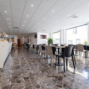 Dining - Hotel Auditorium (Bari)
