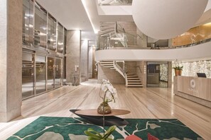 Lobby - Suryaa Hotel Pinhais (Pinhais)