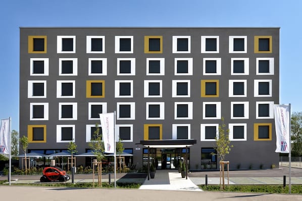 Exterior - Hotel am Campus (Ingolstadt)
