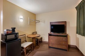 Interior - New Orleans East Hotel (New Orleans)
