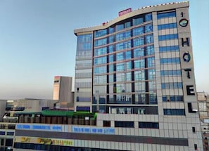 Exterior - Dolphin Continental Hotel (Salmiya)
