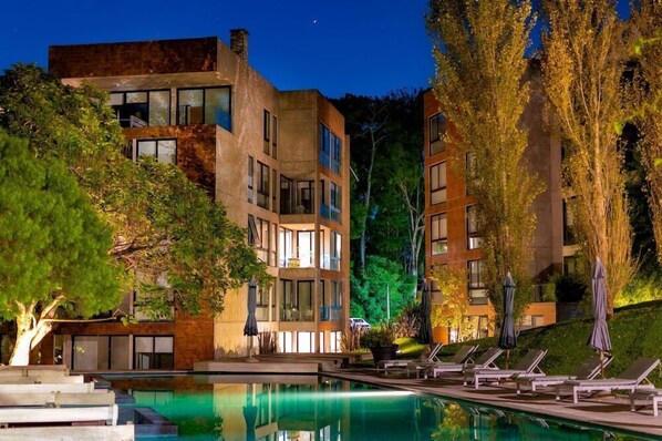 Pool - Be House Suites & Spa by Nobile (Punta del Este)