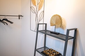 Interior - XXL Getaway to Tours (Tours)
