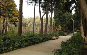 Property grounds - Regal Inn Hotel (Baku)