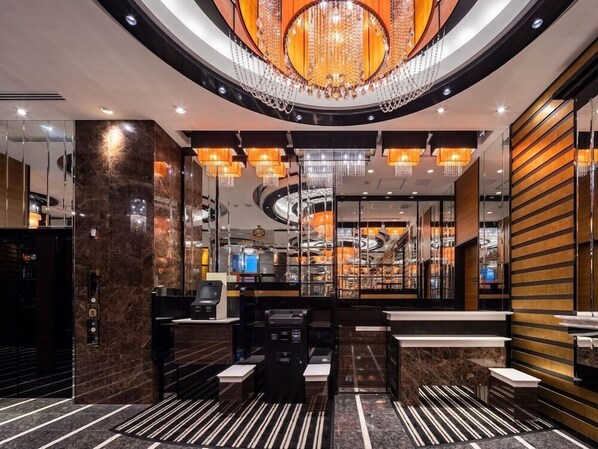 Lobby - Apa Hotel (Tokyo)