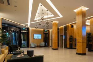 Lobby - The Elements Hotel Tashkent (Tashkent)