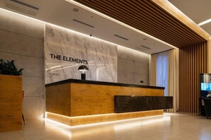 Lobby - The Elements Hotel Tashkent (Tashkent)