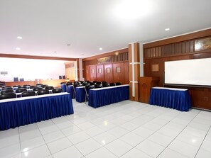 Meeting facility - Alexander Hotel Tegal (Tegal)
