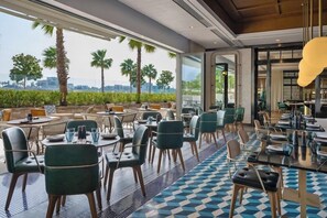 Dining - Intercontinental ABU Dhabi Residence (Abu Dhabi)