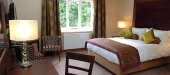 The Bears Paw Inn