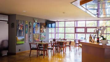 تناول الطعام