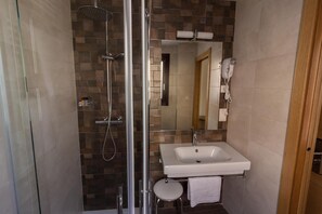 Bathroom - Hotel Novo Candido (Ourense)