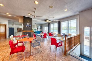 Tempat makan