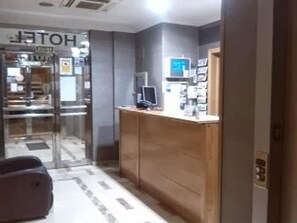 Lobby - Hotel Reina Isabel (Medina del Campo)