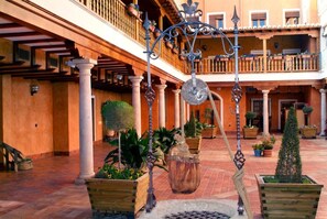 Property grounds - Hotel Menano (Manzanares)