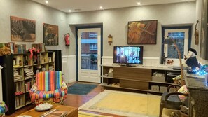 Living area - Hotel Ormazabal (Bergara)