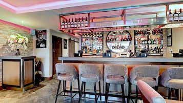 Bar (in der Unterkunft)