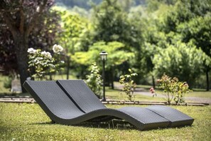 Property grounds - Hotel Restaurant Les 2 Rives (Banassac)