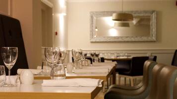 تناول الطعام