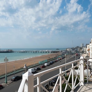 Property grounds - The Lanes Hotel (Brighton)
