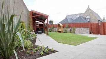 Khuôn viên nơi lưu trú