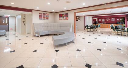 OYO Townhouse Houston Airport North