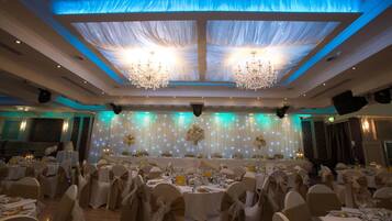 قاعة الولائم والاحتفالات