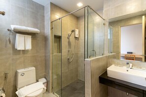 Bathroom - The Pride Hotel Phitsanulok (Phitsanulok)