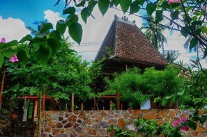 Bahagian luar